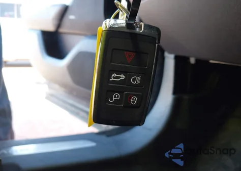 2021 Land Rover Range Rover Velar P250 S from USA, damaged, VIN SALYJ2EX3MA298568